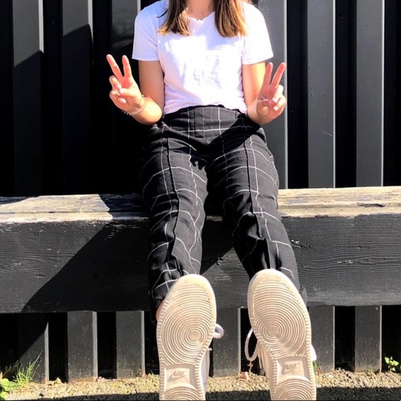 black plaid casual pants🤍 - Picture 1 of 3